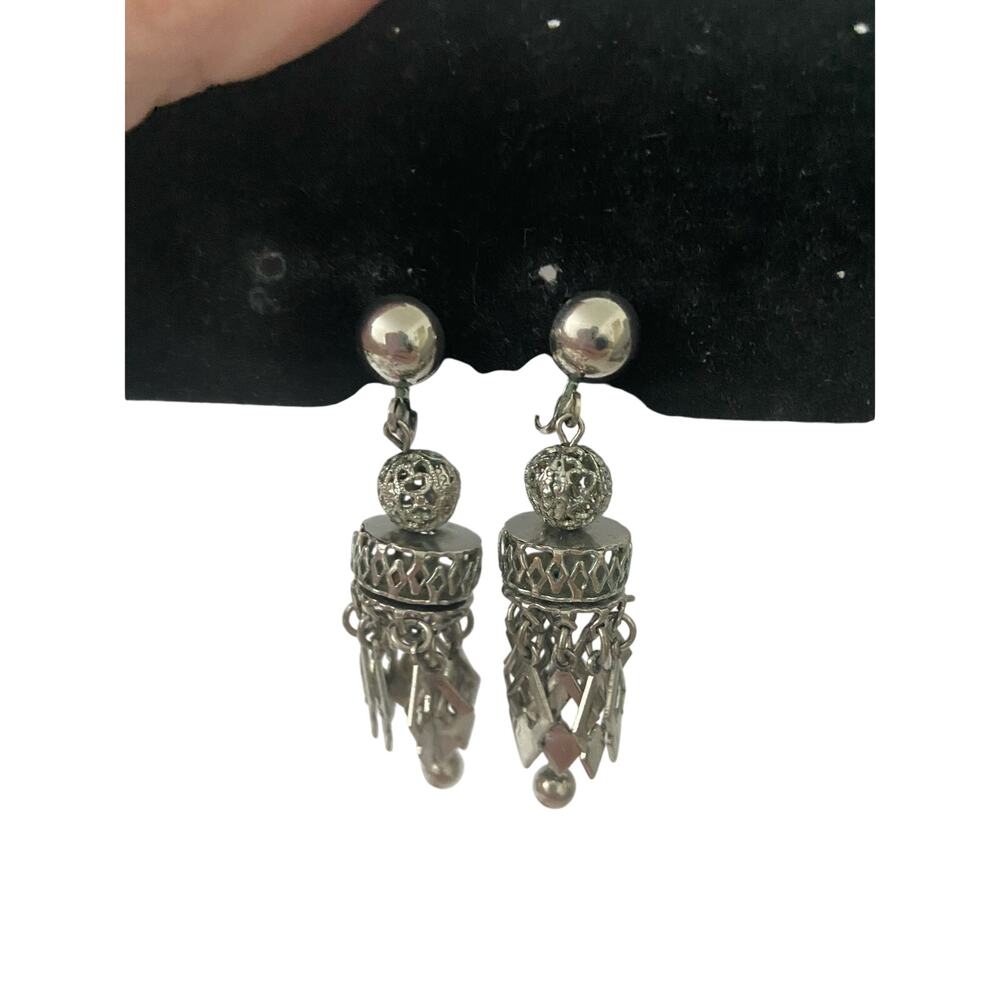 Vintage clip on earrings silver tone